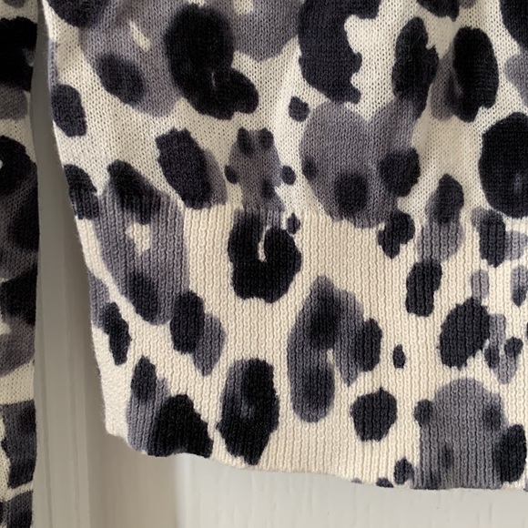 NWT LOFT Print Crewneck Long Sleeves Cardigan - Picture 9 of 13